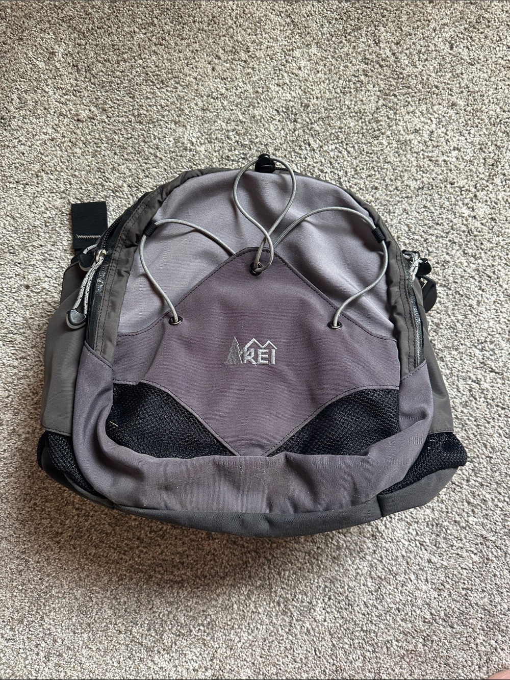 REI Gray and Black Men's Waist Daypack